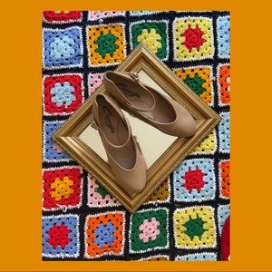 🕰 Vintage Nude Block Heel Mary Jane 🕰